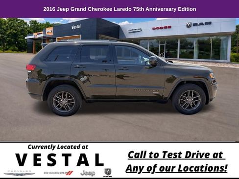Used 2016 Jeep Grand Cherokee Laredo 75th Anniversary AWD/4WD image 5