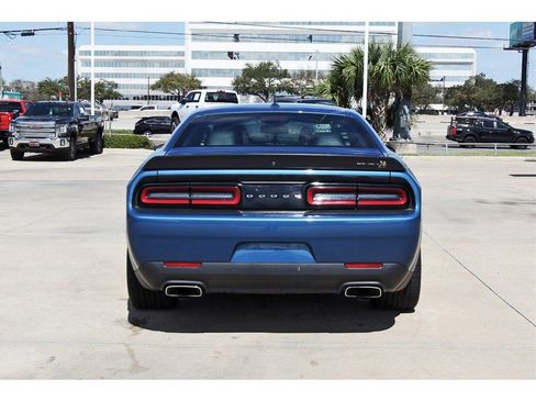 Used 2022 Dodge Challenger R/T Scat Pack image 5