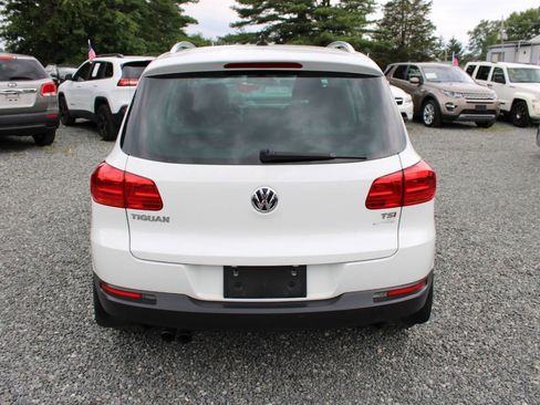 Used 2017 Volkswagen Tiguan Wolfsburg Edition AWD/4WD image 8