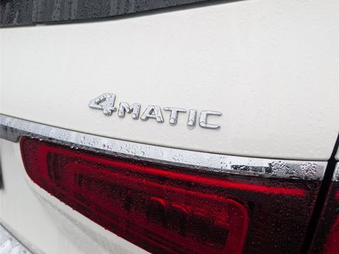 Used 2020 Mercedes-Benz GLS 450 4MATIC image 10