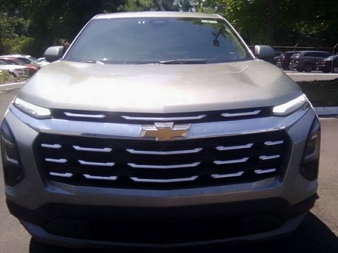 Used 2026 Chevrolet Equinox LT FWD image 16