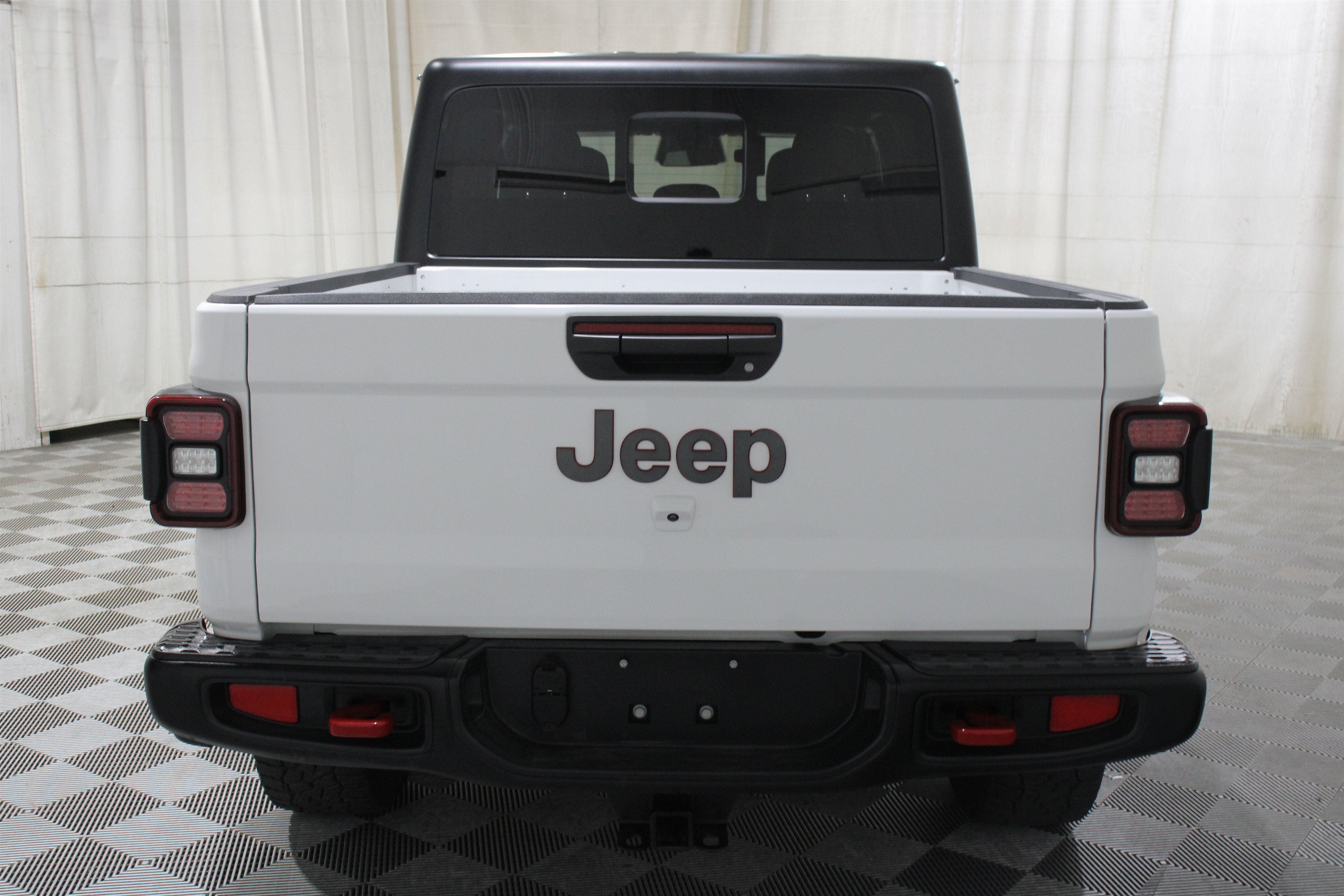 Used 2026 Jeep Gladiator Rubicon w/ Steel Power Dome Hood Package AWD/4WD image 35