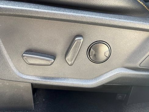 Used 2024 Ford Bronco Badlands AWD/4WD image 12