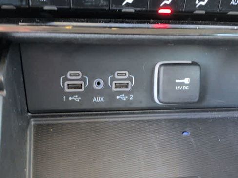 Certified 2023 Jeep Grand Cherokee L Limited w/ Luxury Tech Group II AWD/4WD image 31