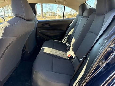 Used 2022 Toyota Corolla LE image 26