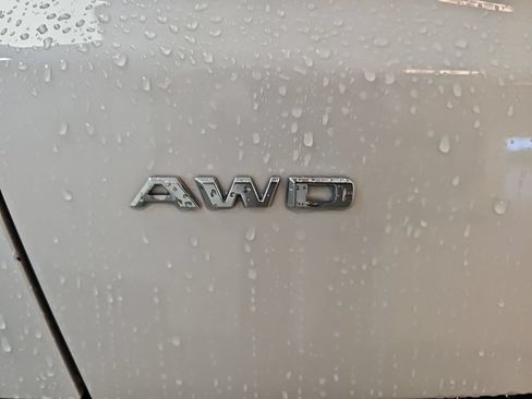 Certified 2023 Cadillac XT5 Premium Luxury w/ Technology Package AWD/4WD image 14