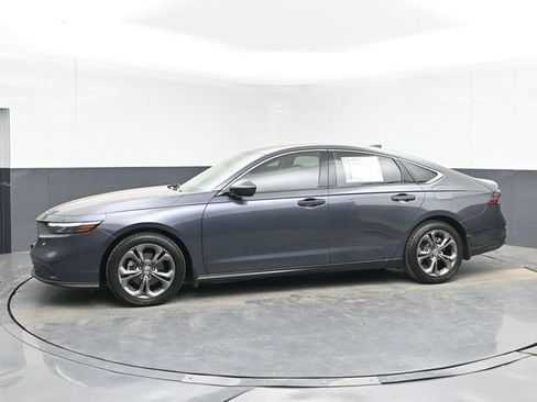 Used 2023 Honda Accord EX image 6