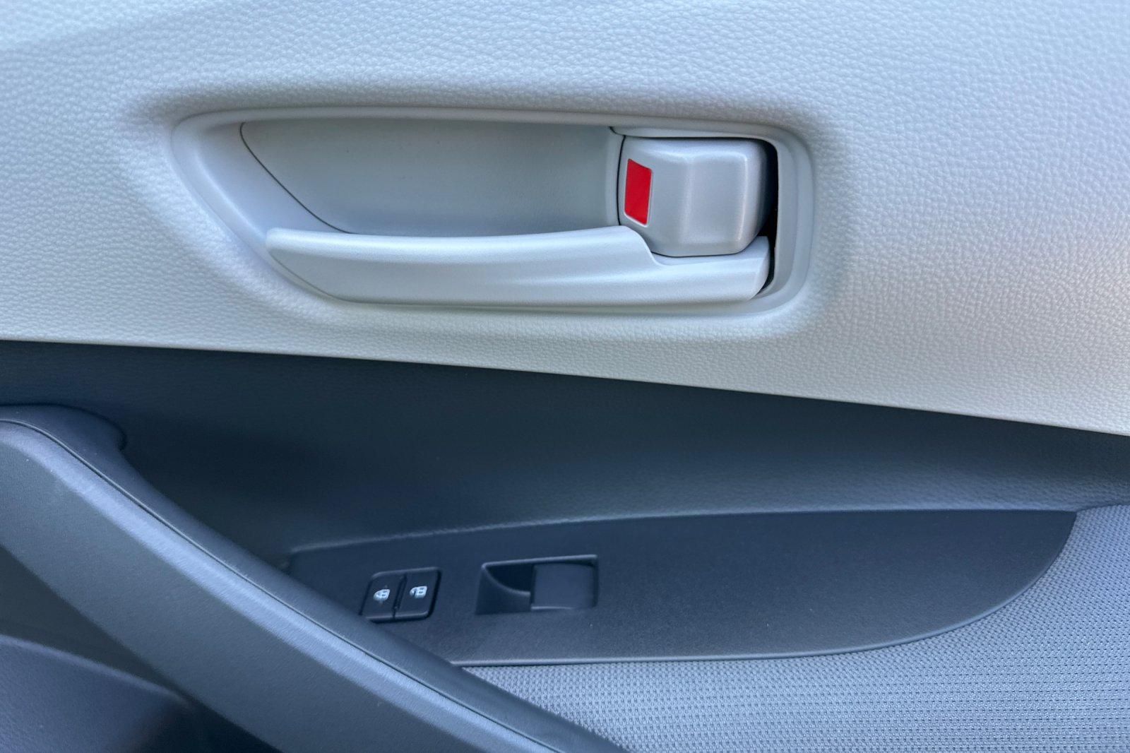 New 2026 Toyota Corolla LE FWD image 19