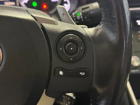 Used 2015 Lexus IS 250 AWD image 31