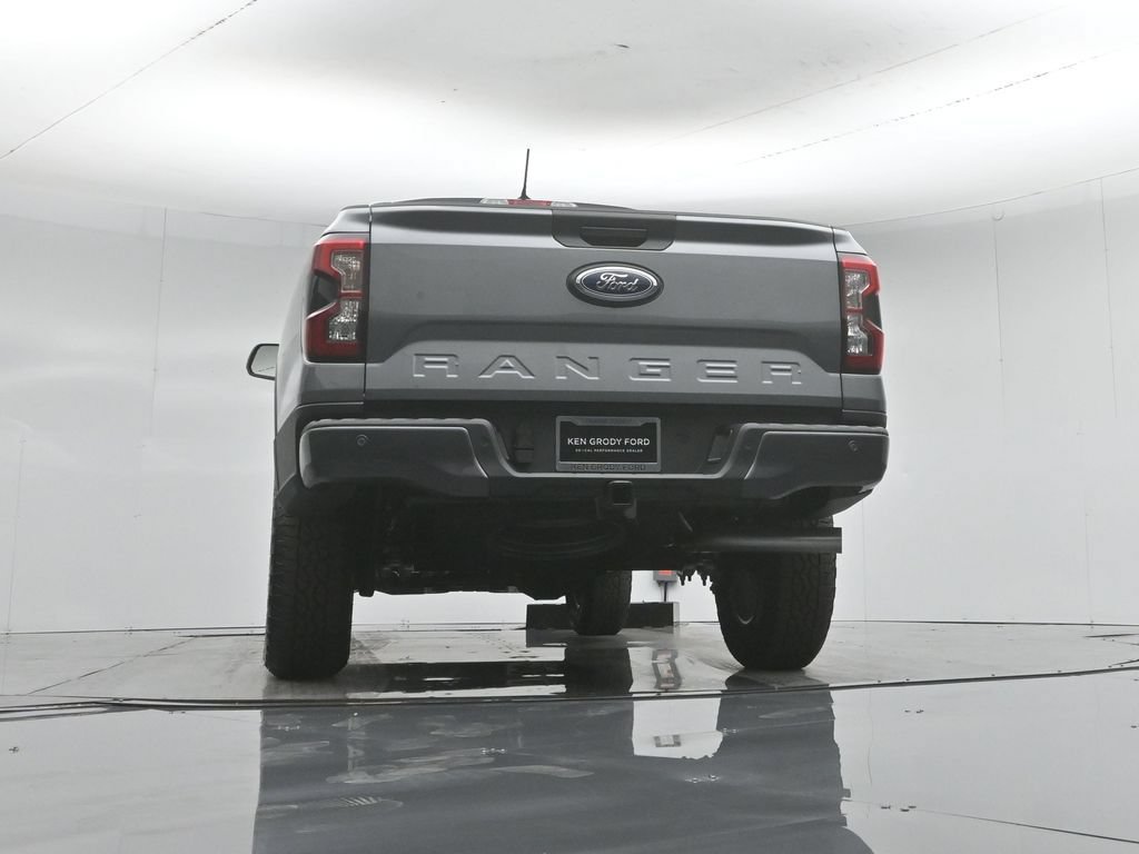 New 2026 Ford Ranger XLT w/ Black Appearance Package AWD/4WD image 46