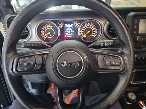 Used 2021 Jeep Wrangler Sport AWD/4WD image 6