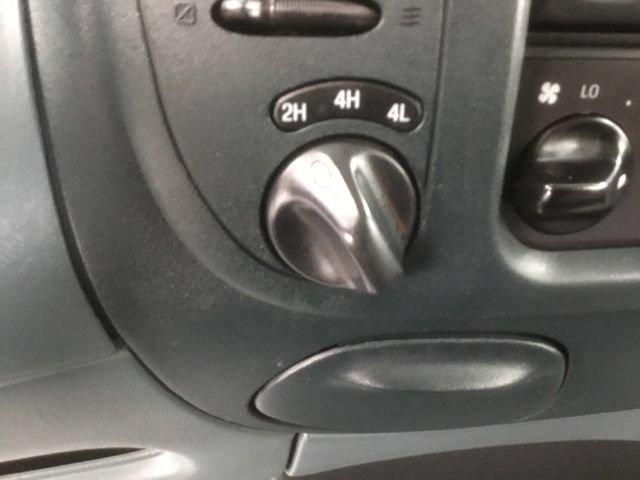Used 1998 Ford F150 XLT AWD/4WD image 25