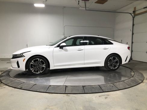 Used 2021 Kia K5 EX w/ EX Premium Package image 4