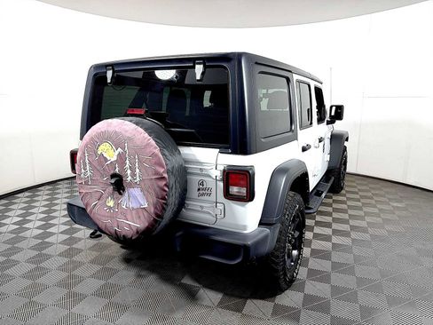 Used 2022 Jeep Wrangler Unlimited Sport AWD/4WD image 6