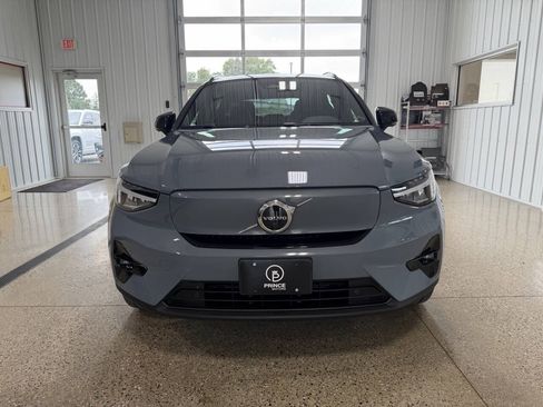 Used 2023 Volvo XC40 Recharge Plus AWD/4WD image 7