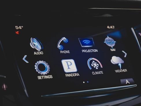 Used 2016 Cadillac Escalade ESV Luxury image 18