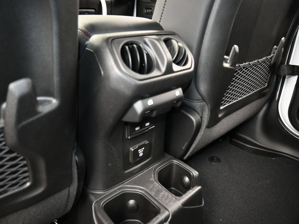 New 2026 Jeep Gladiator Rubicon AWD/4WD image 32