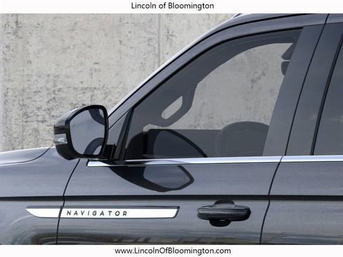 New 2025 Lincoln Navigator L Reserve image 20