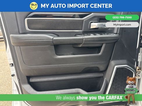 Used 2019 RAM 2500 Laramie w/ Night Edition image 10