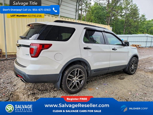Used 2017 Ford Explorer Sport w/ Equipment Group 401A AWD/4WD image 4