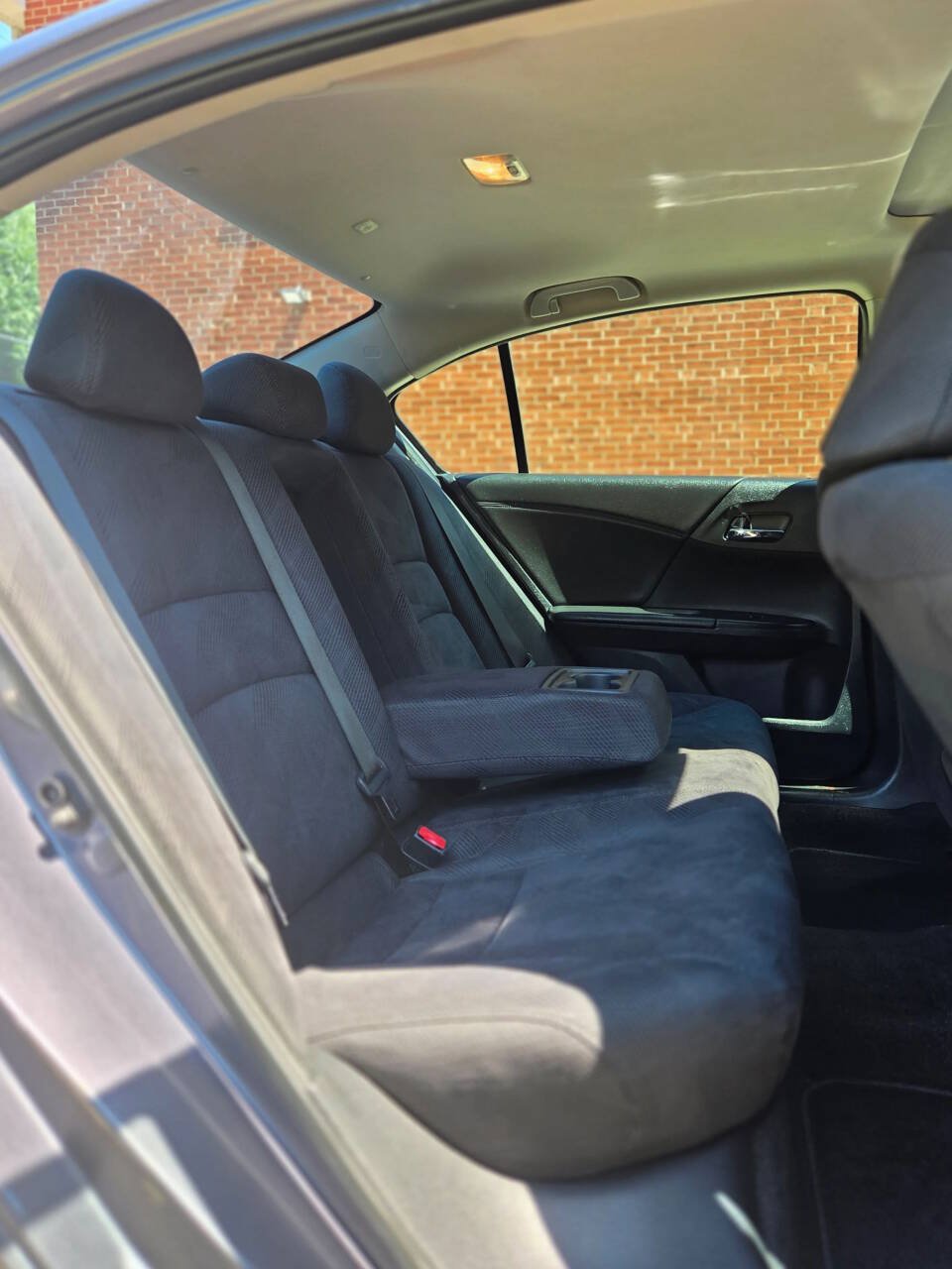 Used 2016 Honda Accord EX image 23