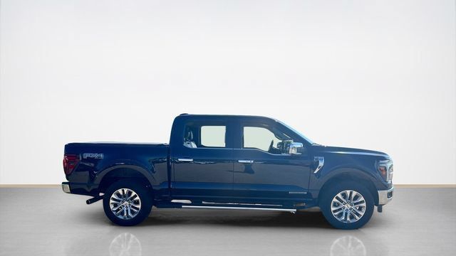 Used 2025 Ford F150 Lariat w/ Equipment Group 502A High AWD/4WD image 2