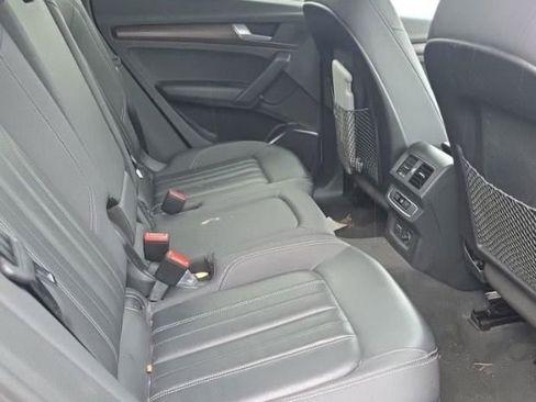 Used 2021 Audi Q5 2.0T Premium w/ Convenience Package AWD/4WD image 10
