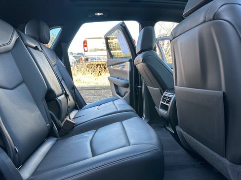 Used 2023 Cadillac XT5 Sportv w/ Technology Package AWD/4WD image 35