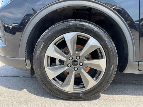 Used 2024 Ford Escape Platinum AWD/4WD image 32