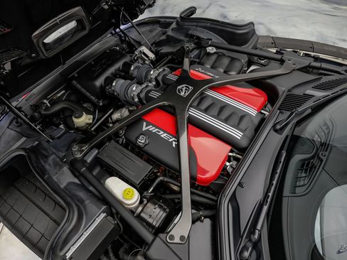 Used 2017 Dodge Viper ACR w/ Extreme Aero Package RWD image 3
