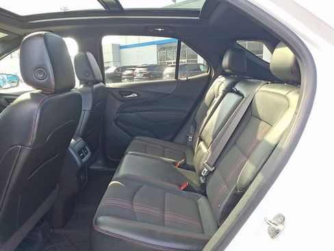 Used 2022 Chevrolet Equinox RS AWD/4WD image 23