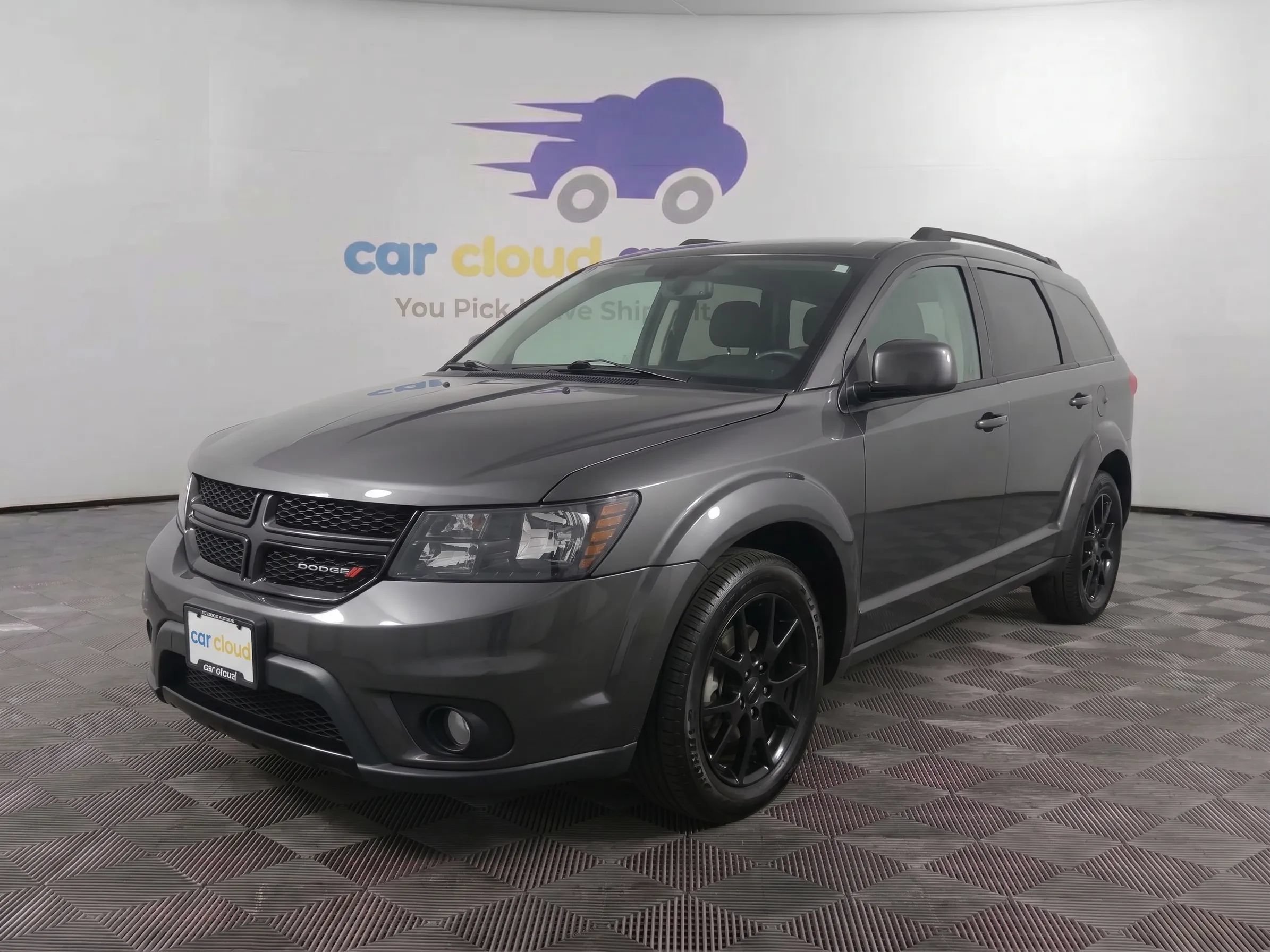 Used 2018 Dodge Journey SXT w/ Blacktop Package FWD image 1