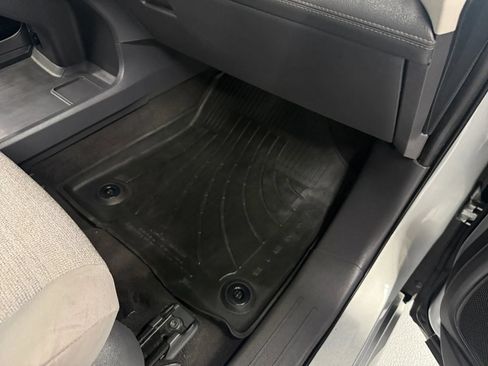 Used 2021 Toyota Sienna LE FWD image 27