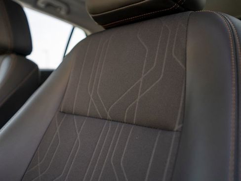 Certified 2021 Chevrolet Trax LT w/ Driver Confidence Package image 22