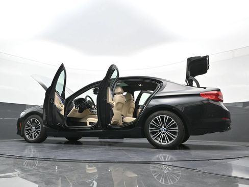 Used 2019 BMW 530i RWD image 41