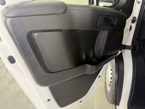 Used 2025 RAM ProMaster 3500 w/ Convenience Group FWD image 24
