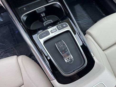 New 2025 Mercedes-Benz GLA 250 image 18