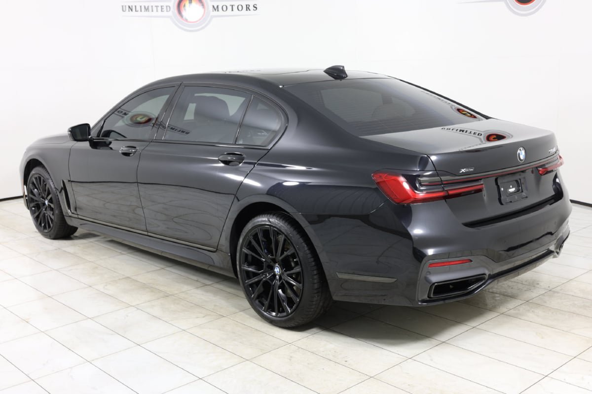 Used 2022 BMW 750i xDrive w/ Luxury Rear Seating Package AWD/4WD image 4
