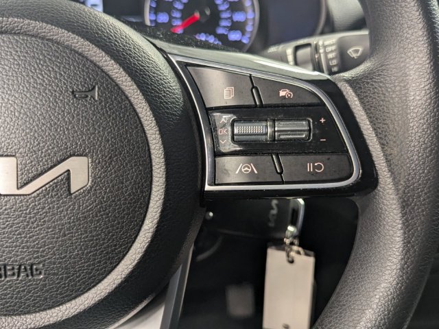 Certified 2023 Kia Forte LXS FWD image 19
