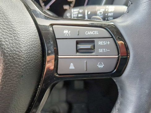 Used 2023 Honda Pilot Touring image 17