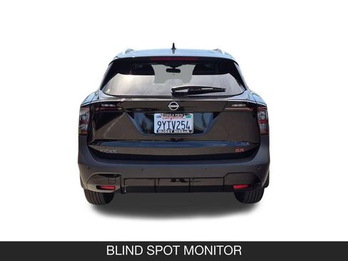 Certified 2026 Nissan Kicks SR FWD image 8