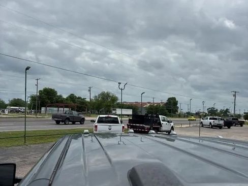 Used 2024 Ford F250 XLT AWD/4WD image 6