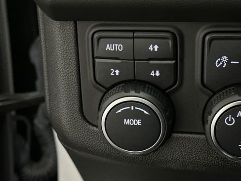 Used 2022 Chevrolet Tahoe Premier AWD/4WD image 40