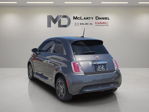Used 2019 FIAT 500 e FWD image 13