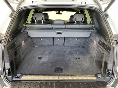 Used 2022 BMW X5 xDrive45e w/ Premium Package image 32