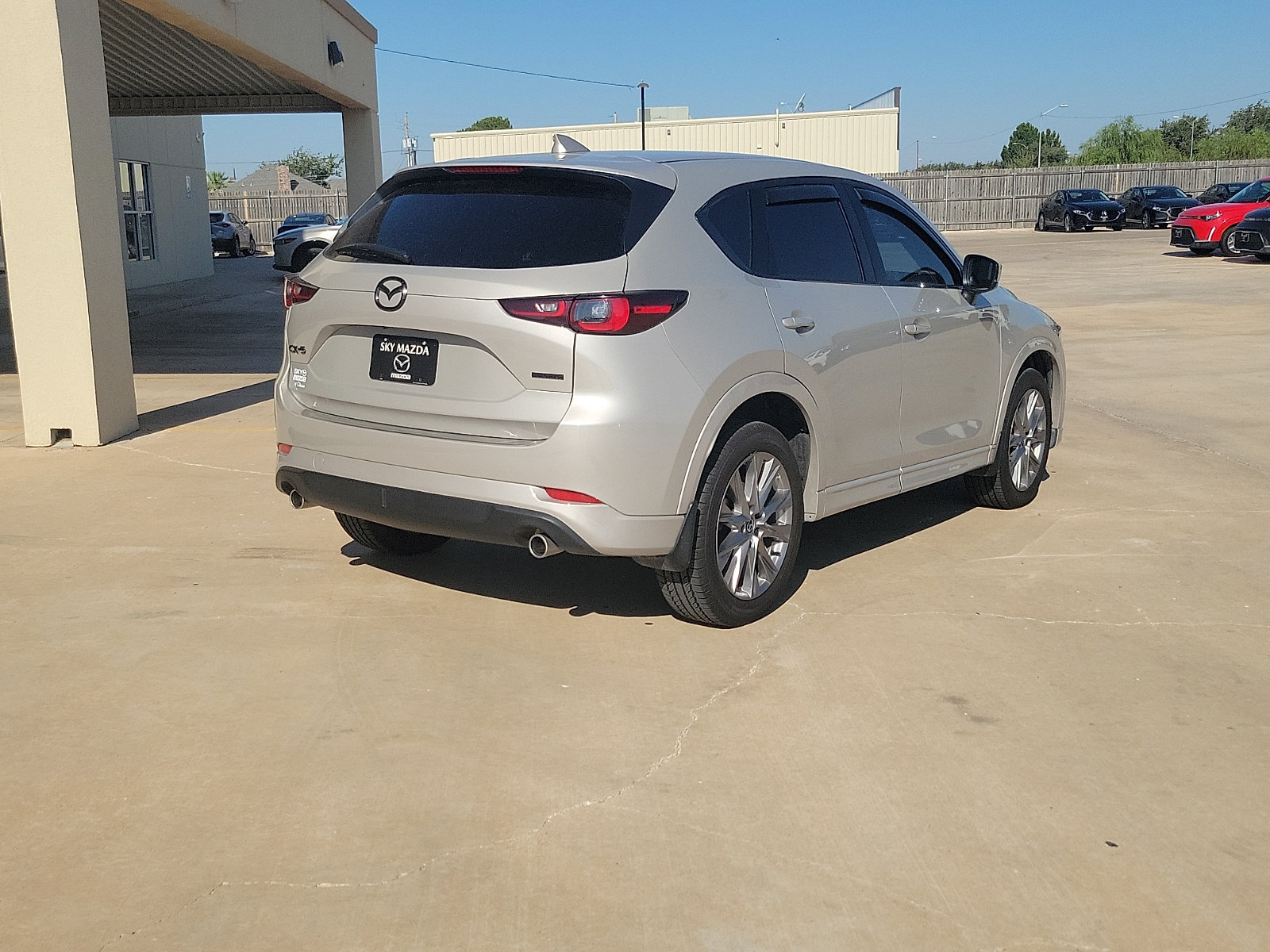 Used 2024 MAZDA CX-5 AWD 2.5 S w/ Premium Plus Pkg image 5