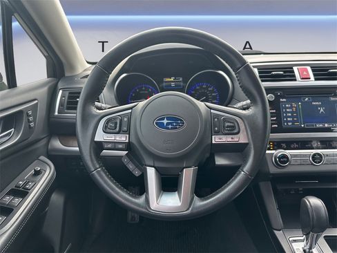 Used 2017 Subaru Outback 2.5i Limited image 13