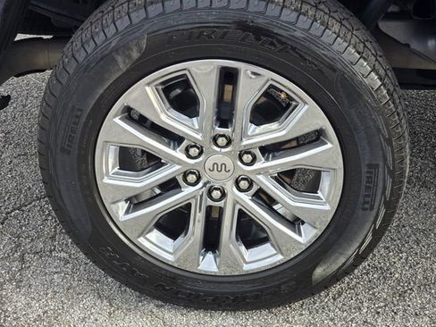 Used 2024 Ford F150 King Ranch w/ FX4 Off-Road Package image 13