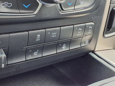 Used 2018 RAM 1500 Big Horn AWD/4WD image 5