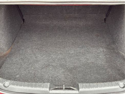 Used 2015 MAZDA MAZDA3 i SV FWD image 9